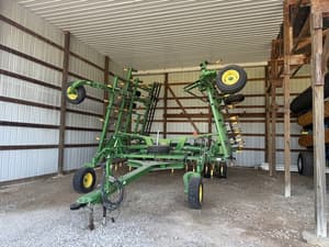 2014 John Deere 2210 Image