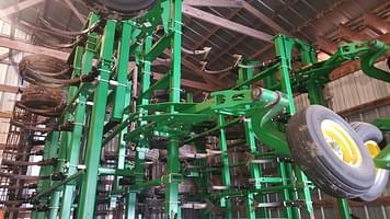 Main image John Deere 2210 4