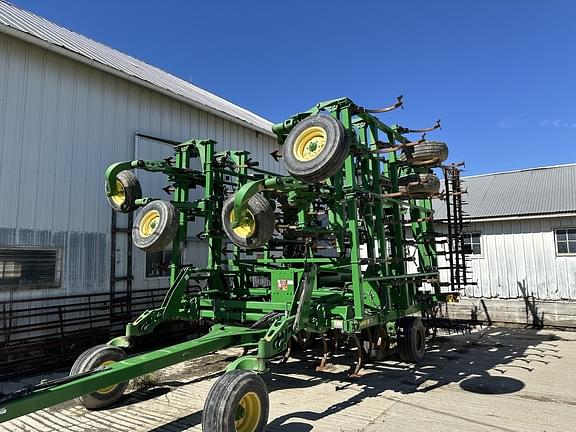 Image of John Deere 2210 Primary image