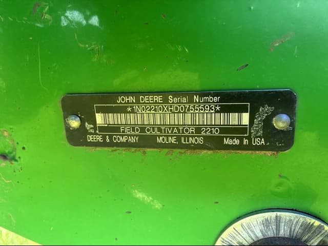 Image of John Deere 2210 equipment image 1