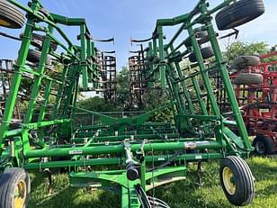 Main image John Deere 2210L