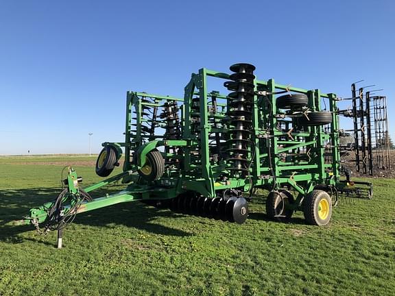 Image of John Deere 2310 Primary image