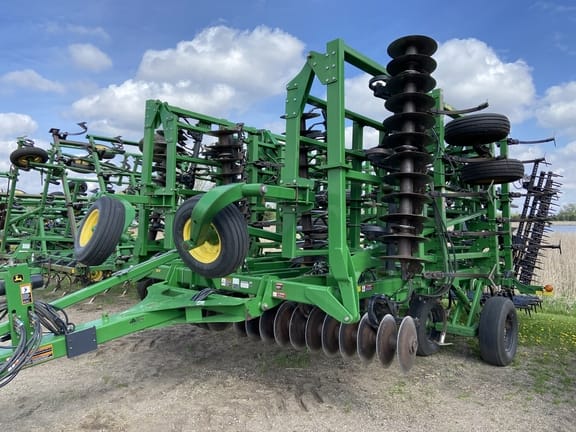 Main image John Deere 2310