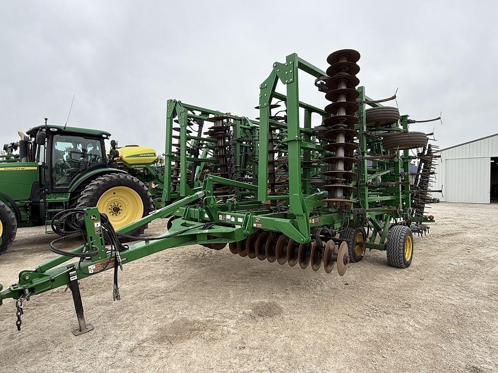 Image of John Deere 2310 Primary image