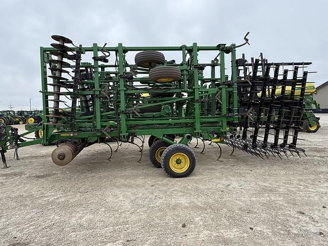 Image of John Deere 2310 equipment image 1