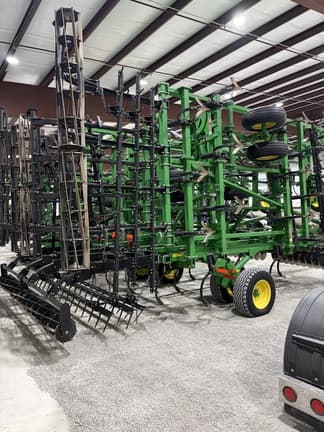 Image of John Deere 2310 equipment image 2