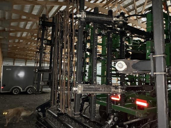 Image of John Deere 2310 equipment image 4