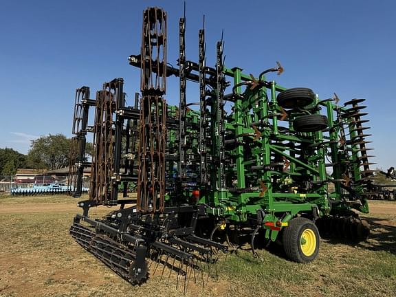 Image of John Deere 2310 equipment image 1