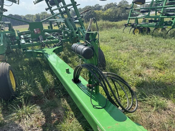 2014 John Deere 2410 Equipment Image0