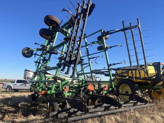 Image of John Deere 2410 equipment image 4