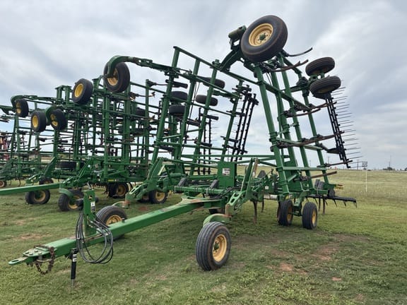 2014 John Deere 2410 Equipment Image0