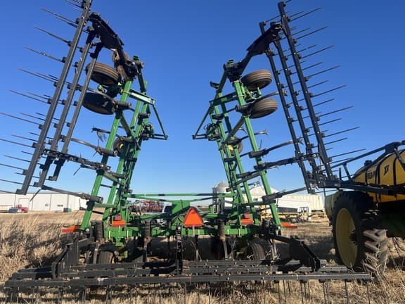 Image of John Deere 2410 equipment image 3