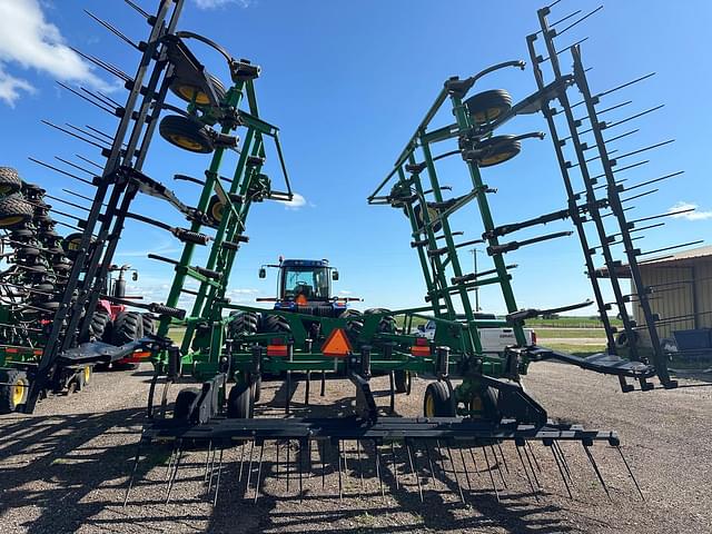 Image of John Deere 2410 equipment image 2