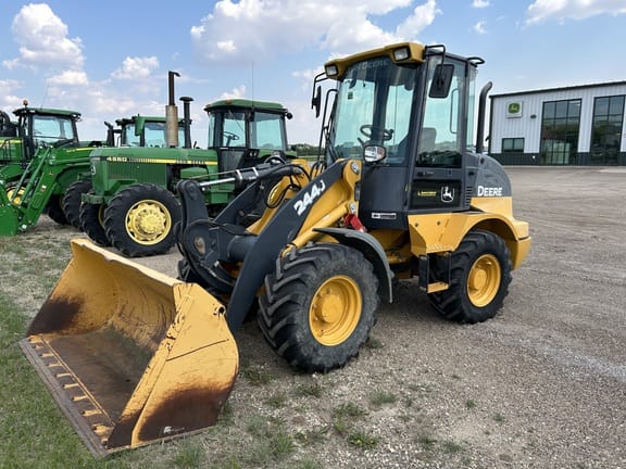 2014 John Deere 244J Equipment Image0