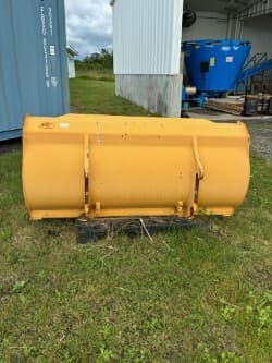Image of John Deere 244J equipment image 3