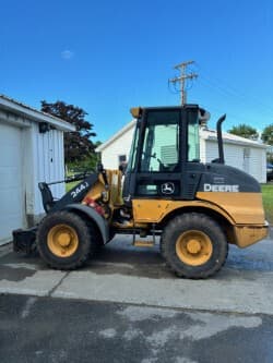 2014 John Deere 244J Image