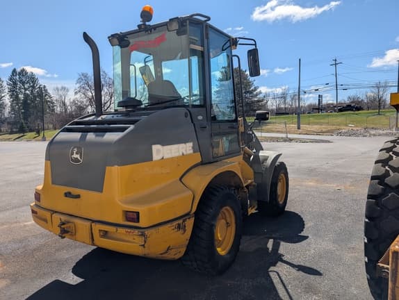 Image of John Deere 244J equipment image 3