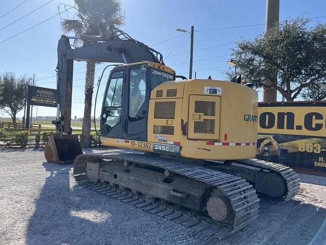 Image of John Deere 245G LC equipment image 1