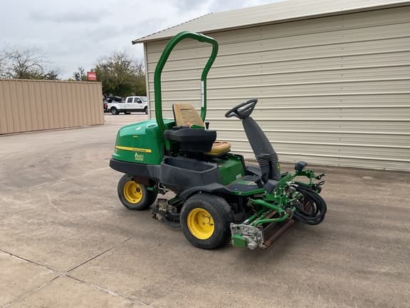 Image of John Deere 2500 equipment image 4