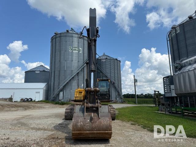 Image of John Deere 250G equipment image 1