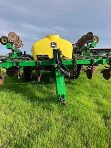 Main image John Deere 2510L