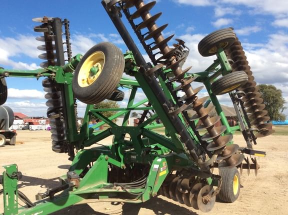 Main image John Deere 2620