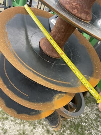 Image of John Deere 2623 equipment image 4