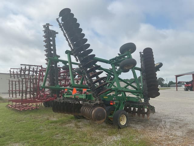 Image of John Deere 2623 equipment image 2