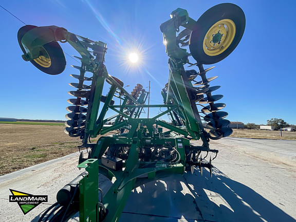 Image of John Deere 2623 equipment image 1