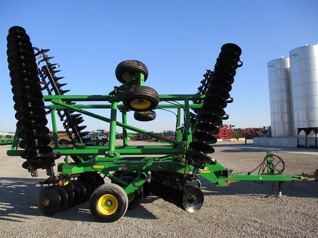 Image of John Deere 2623 equipment image 3