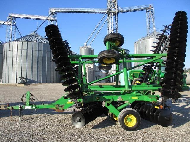 Image of John Deere 2623 equipment image 2