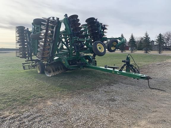Image of John Deere 2623 equipment image 3