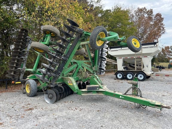 Main image John Deere 2623