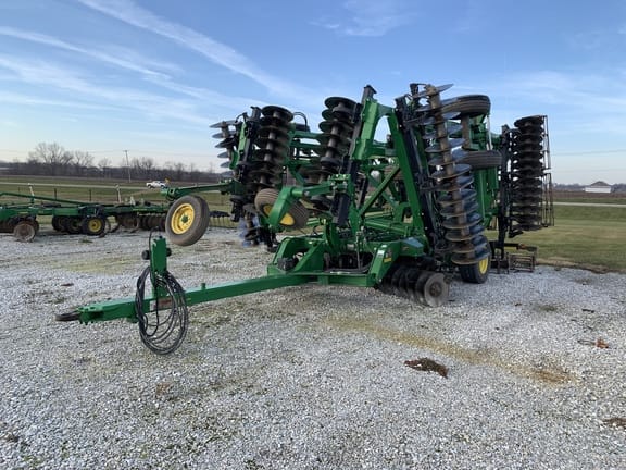 Main image John Deere 2623VT