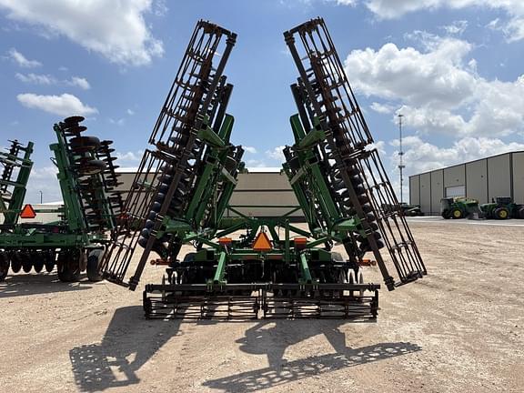 Image of John Deere 2623VT equipment image 2