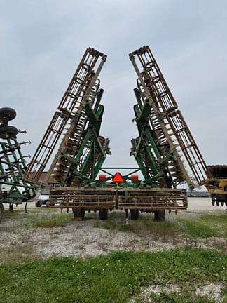 Image of John Deere 2623VT equipment image 2