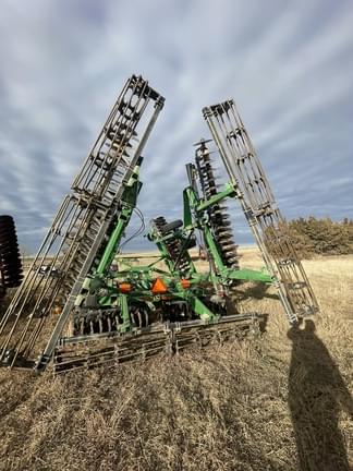 Image of John Deere 2623VT equipment image 3