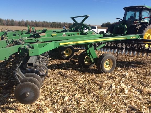 Main image John Deere 2623VT
