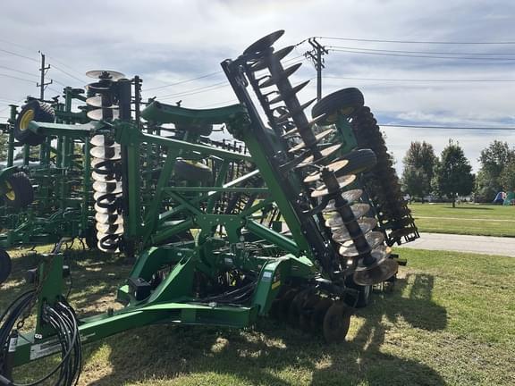 Image of John Deere 2623VT Primary image