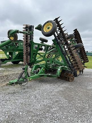 Image of John Deere 2623VT equipment image 1