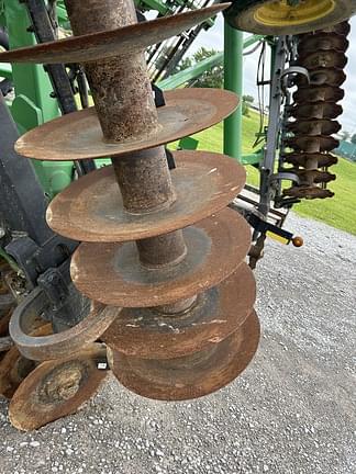 Image of John Deere 2623VT equipment image 2