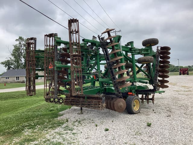 Image of John Deere 2625 equipment image 2