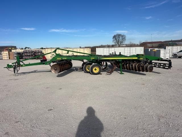 Image of John Deere 2720 equipment image 2