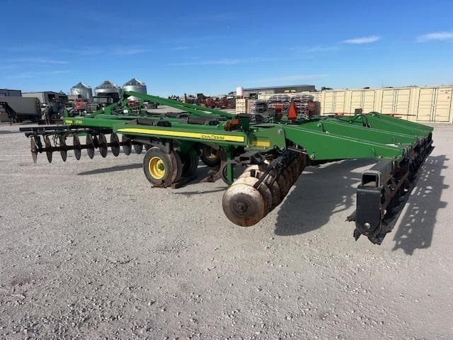 Image of John Deere 2720 equipment image 3