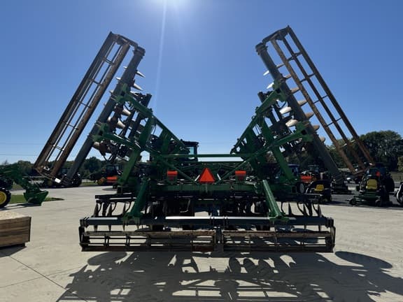 Image of John Deere 2720 equipment image 4