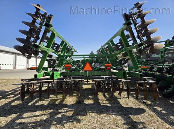 Image of John Deere 2720 equipment image 4