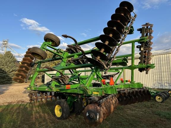 Image of John Deere 2720 equipment image 2