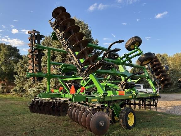 Image of John Deere 2720 equipment image 4