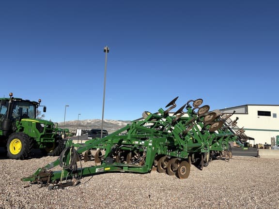 Image of John Deere 2730 Primary image