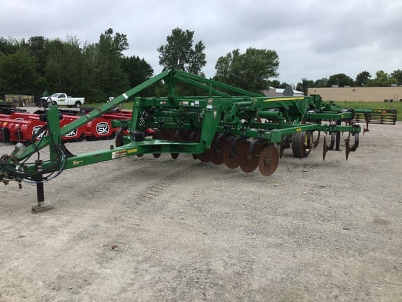 Main image John Deere 2730